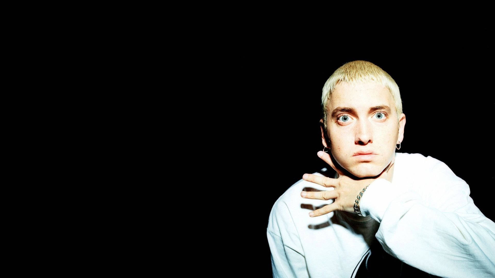 Eminem In Blonde Hair Background
