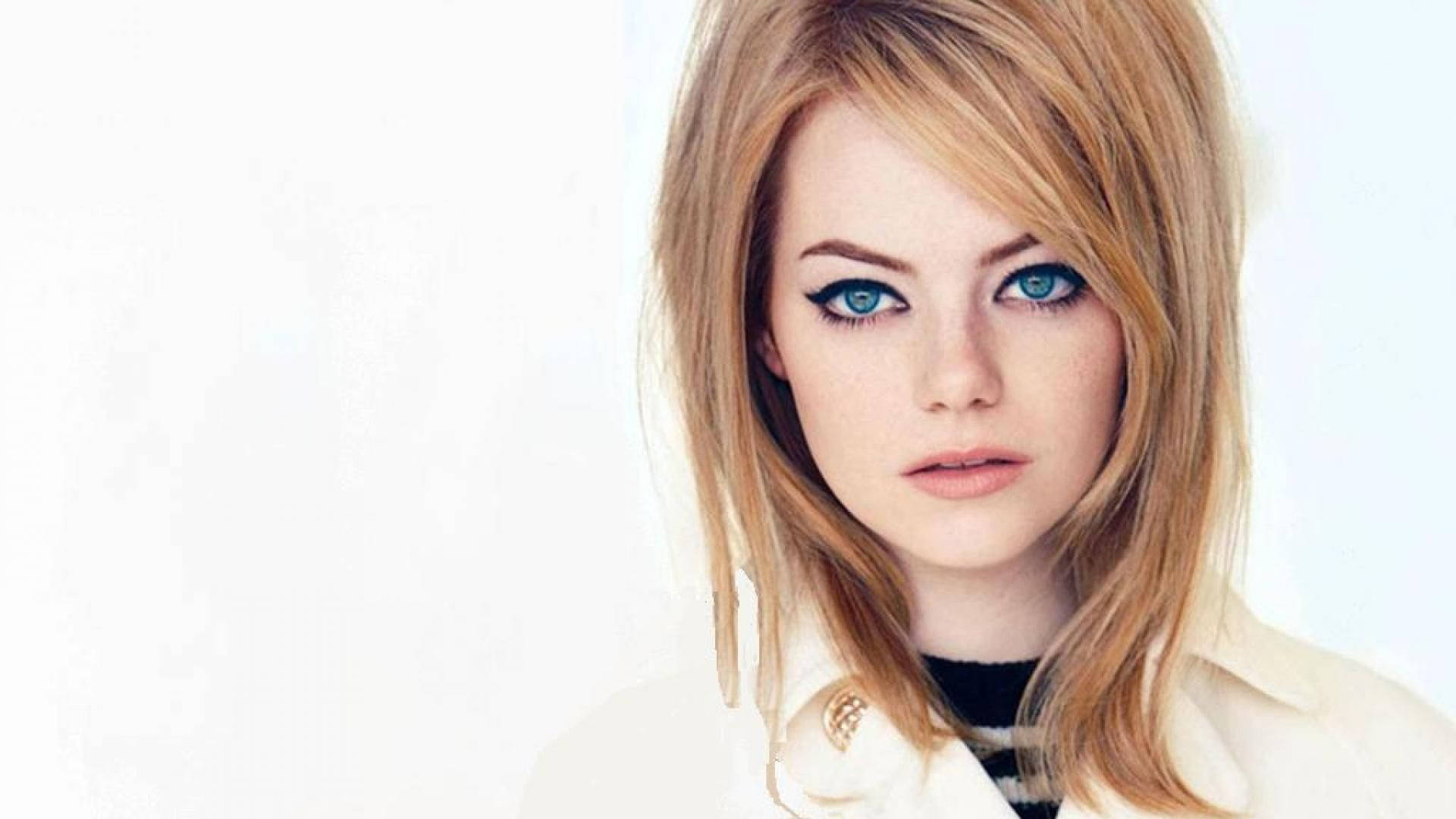 Emma Stone Looking Radiant, Classic Beauty Background