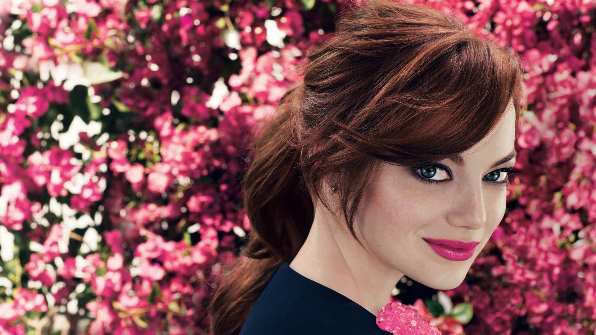 Emma Stone With Pink Flowers Background