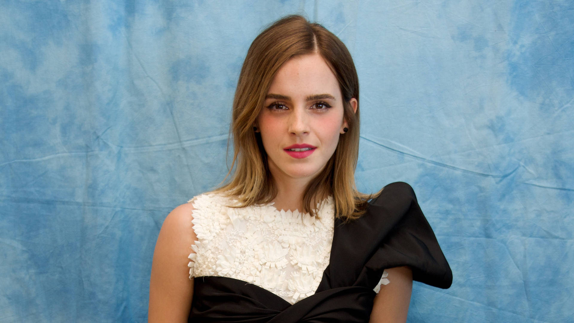 Emma Watson Stunning In A Blue Ruffled Dress Background