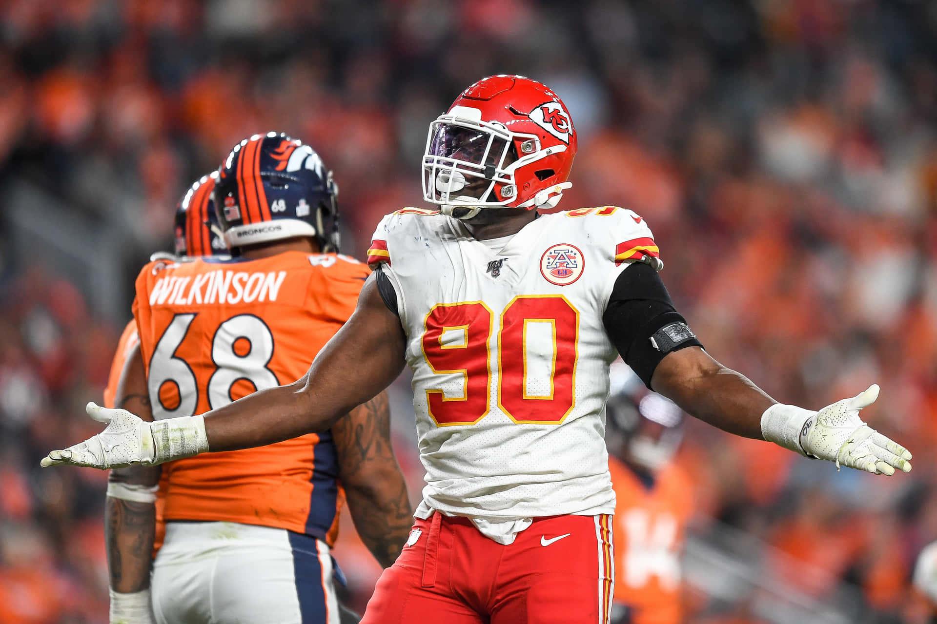 Emmanuel Ogbah Candid Cleveland Browns Background