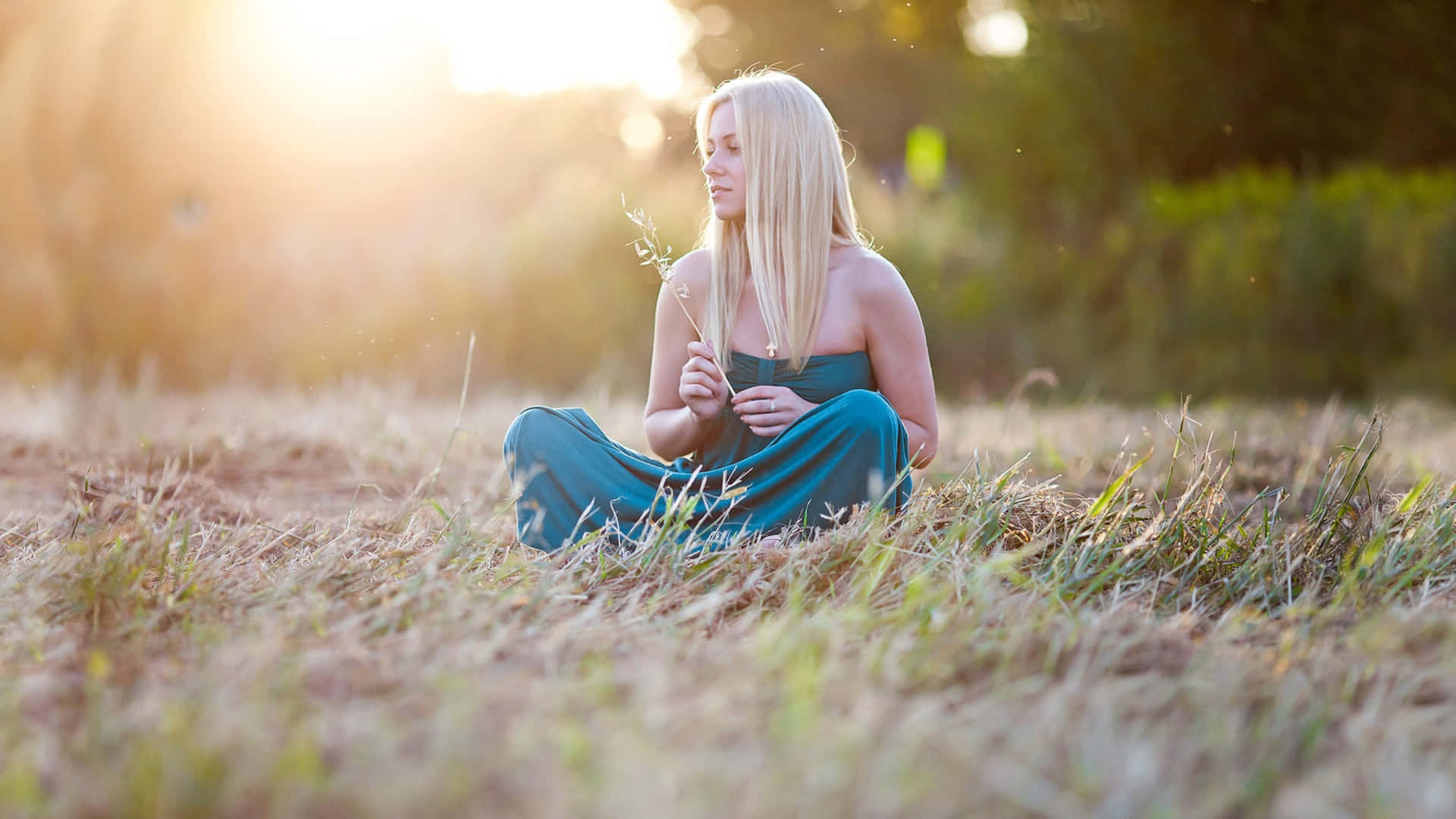 Emo Girl Sunset Sit Down Background