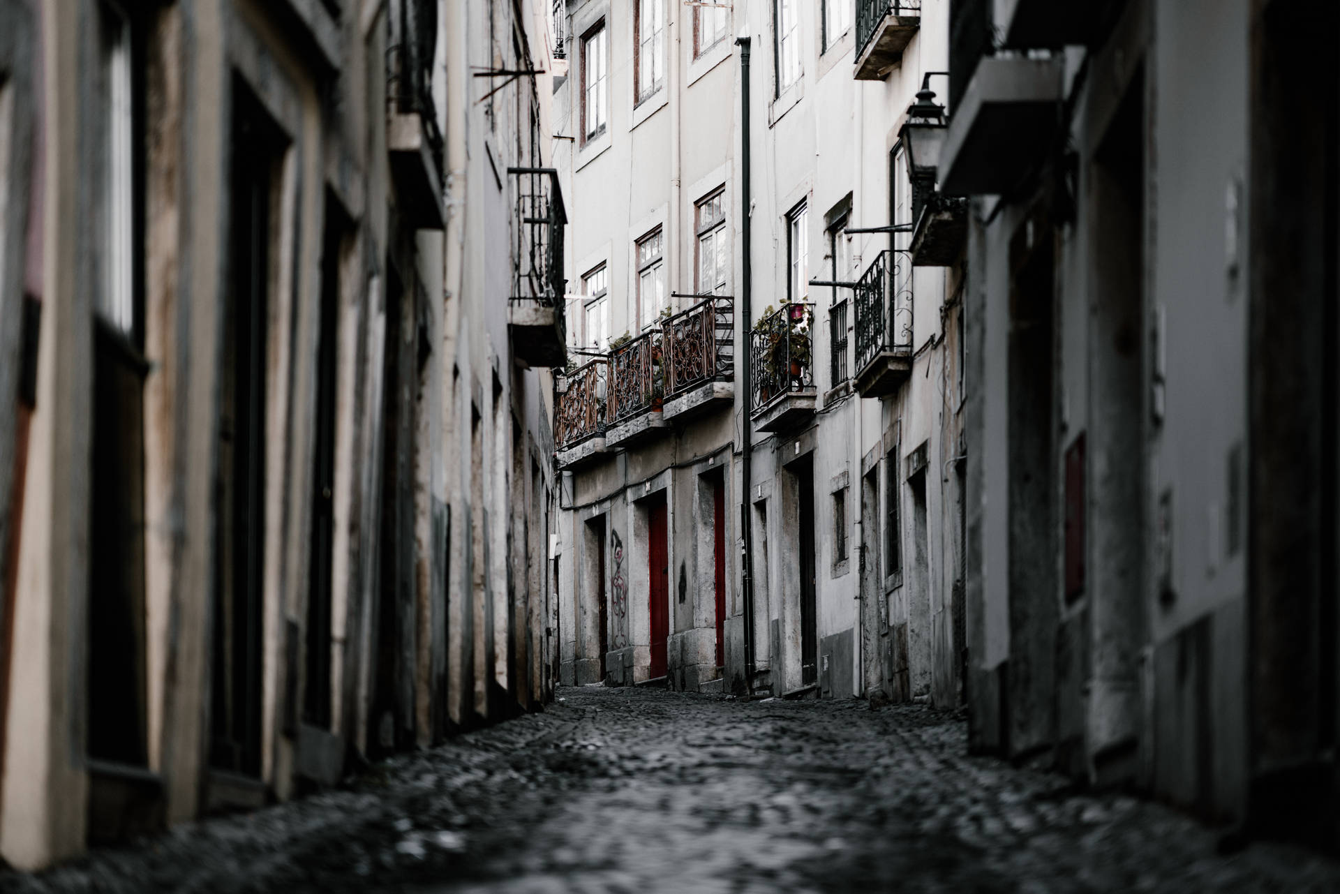 Empty Alley In Portugal Background