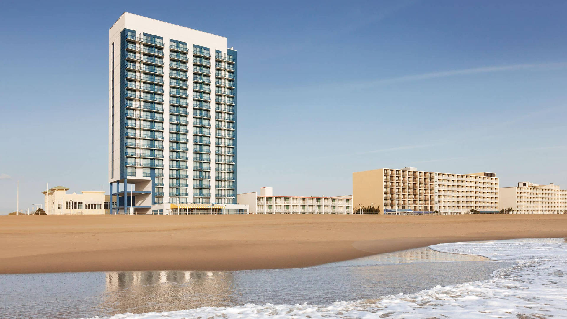 Empty Virginia Beach Background