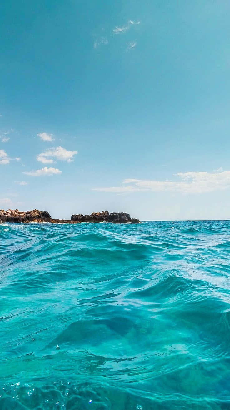 Enchanting Merge Of Blue And Green Aesthetics Background