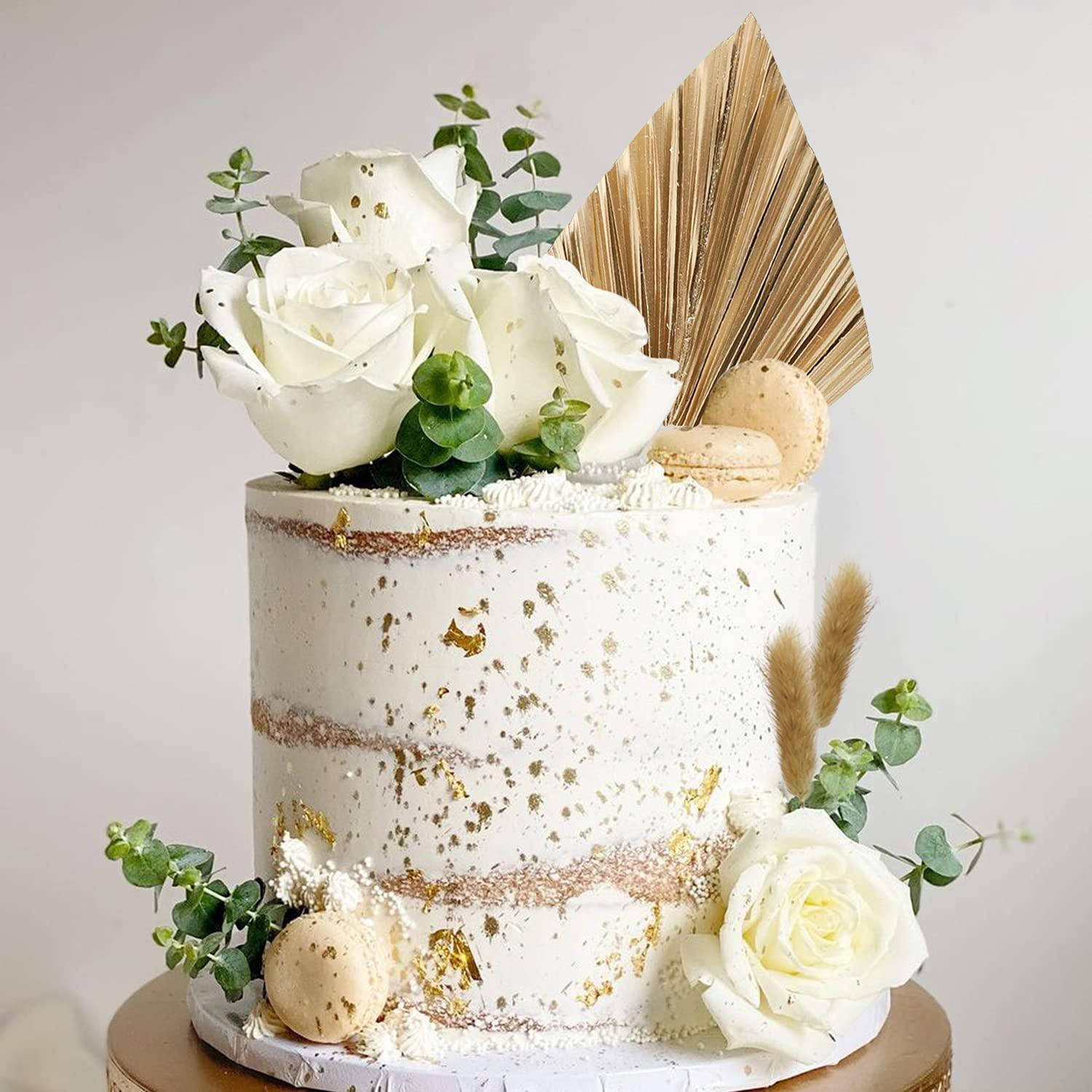 Enchanting Natural Boho Wedding Cake Background