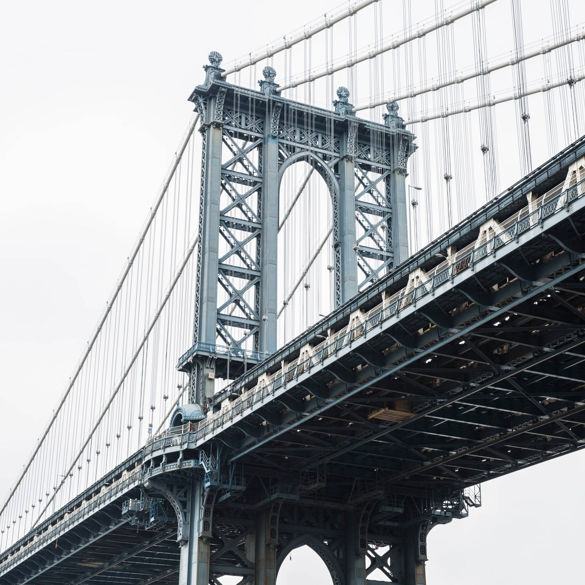 Enchanting Twilight View Of Brooklyn Bridge Background