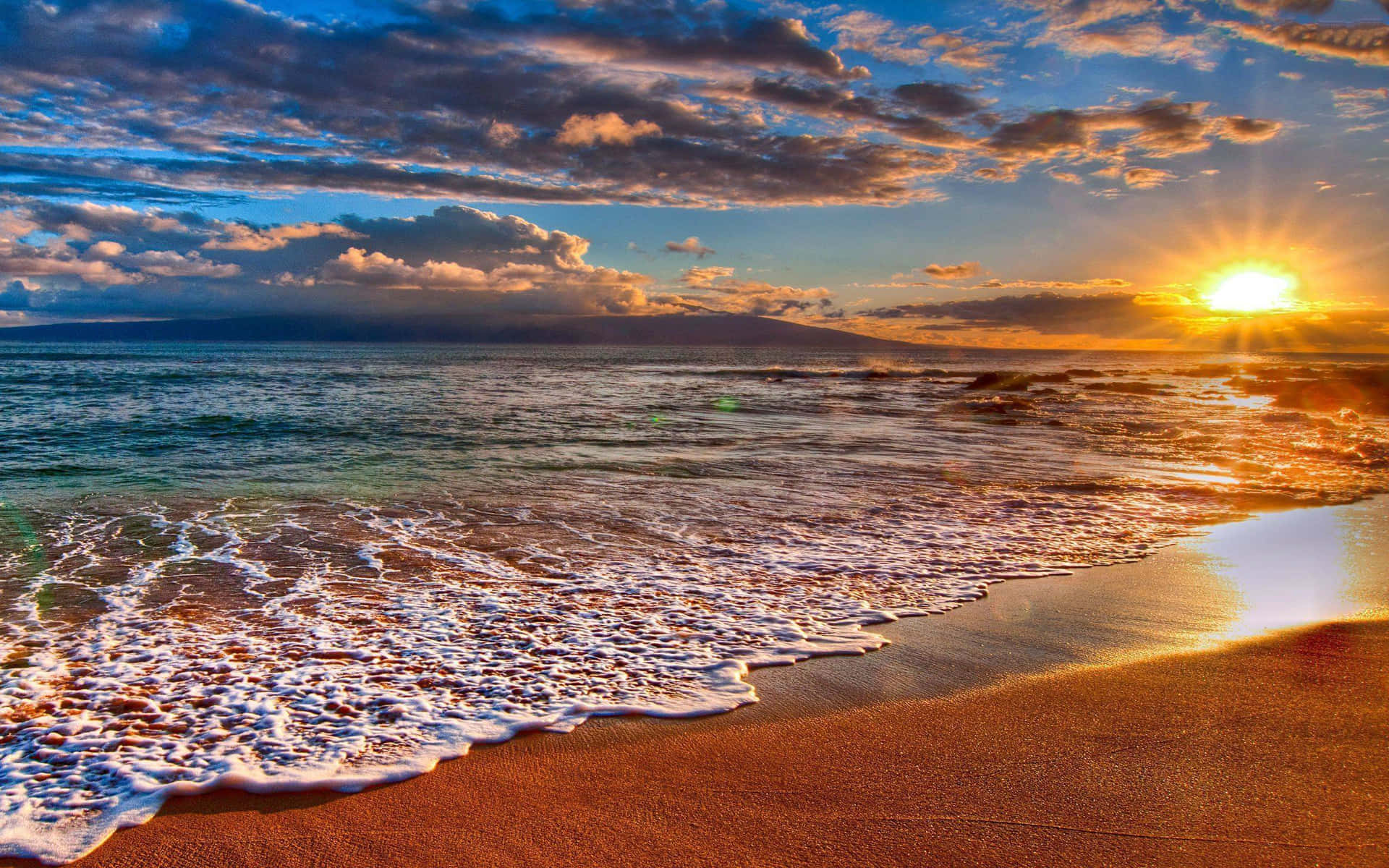 Enjoy A Beautiful Beach Sunset Background