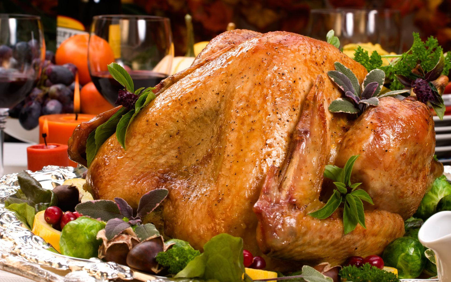 Enjoy A Happy Thanksgiving Dinner With A Delicious Turkey!