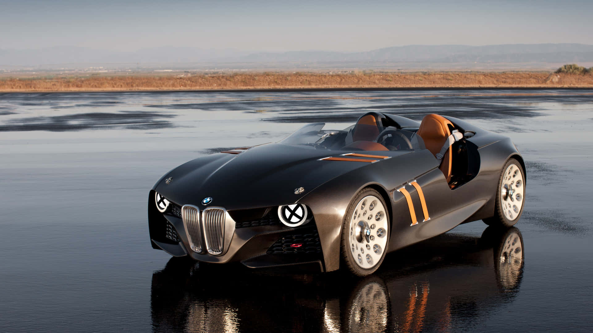 Enjoy A Powerful And Refined Driving Experience With Bmw 328 Background