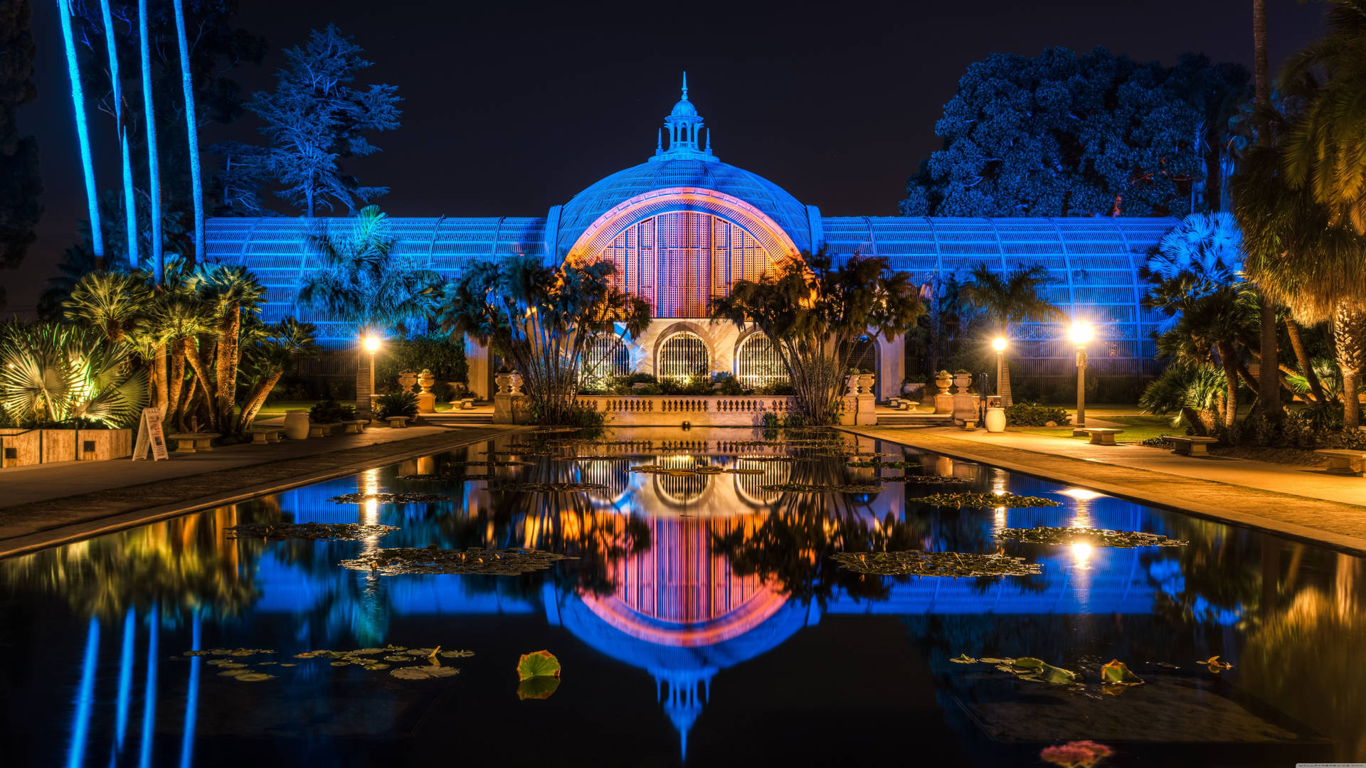 Enjoy An Afternoon Visiting The Picturesque Balboa Park In San Diego Background