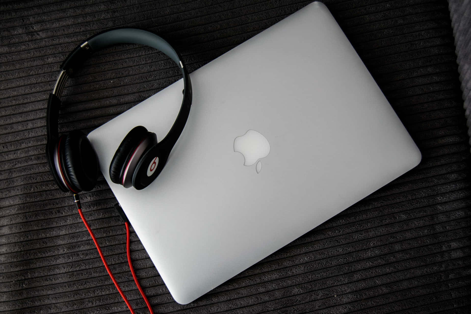 Enjoy Listening To Music On Your Laptop