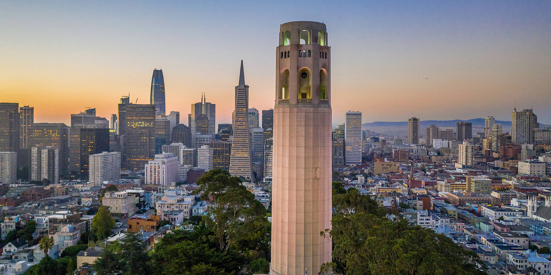 Enjoy Practically Magical Views Of San Francisco From Coit Tower Background