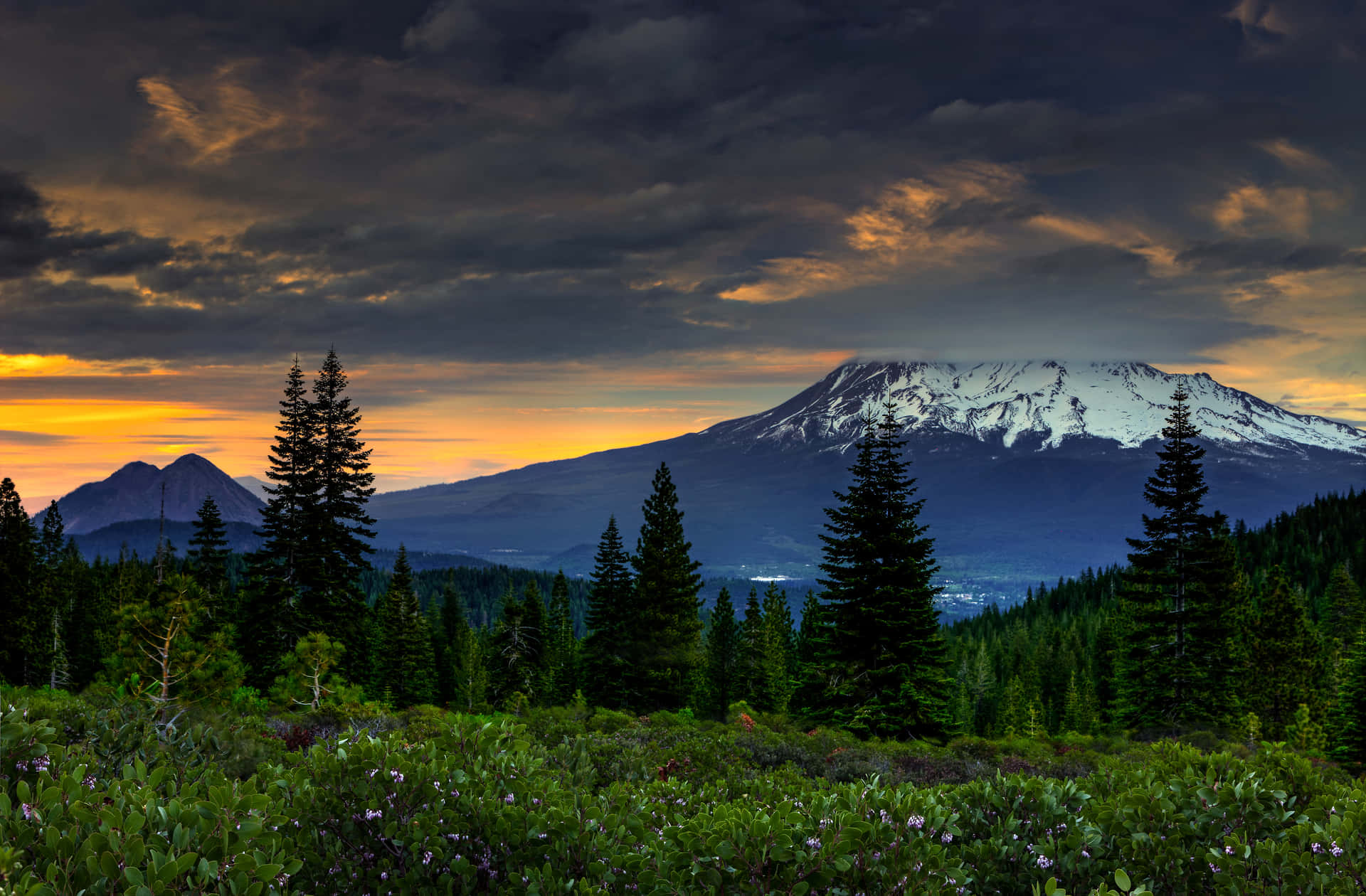 Enjoy Stunning Views Of A California Mountain Background