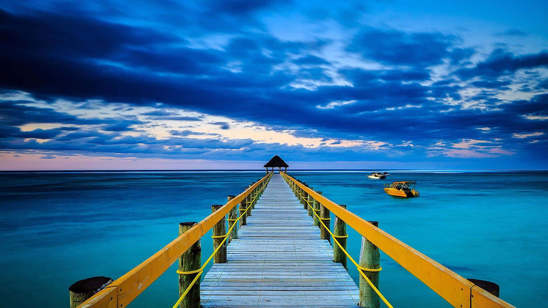 Enjoy The Beauty Of The Ocean Beach Background