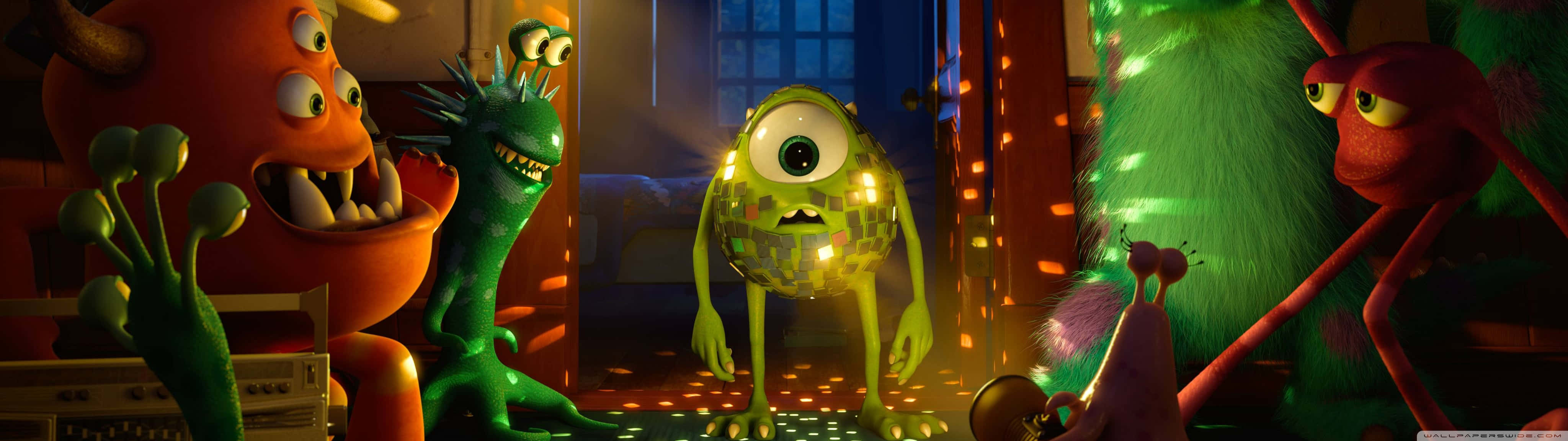 Enjoy The Best Of Disney On Dual Screen