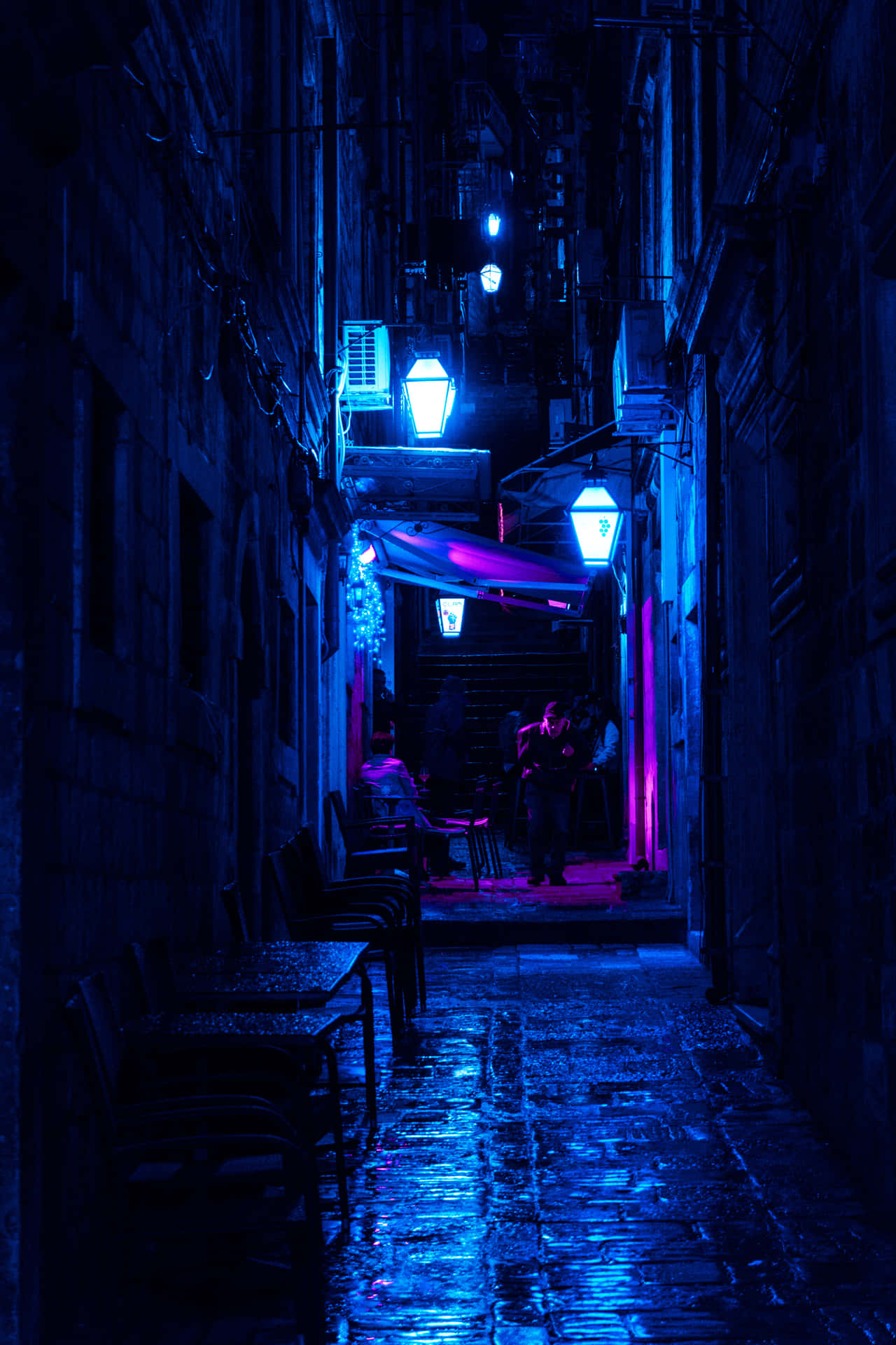 Enjoy The Journey Through The Alleyway Background