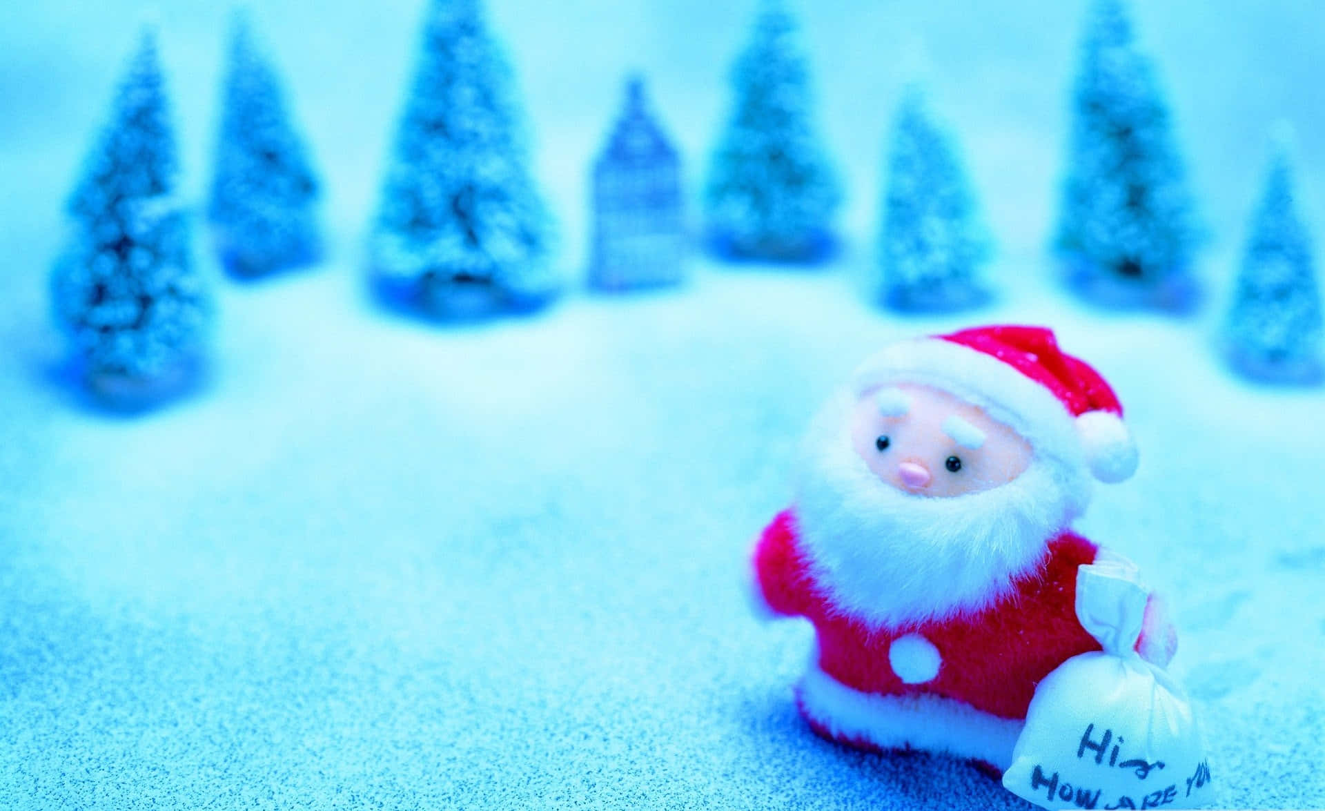 Enjoy The Joy Of The Festive Season This Christmas With A Girly Touch! Background