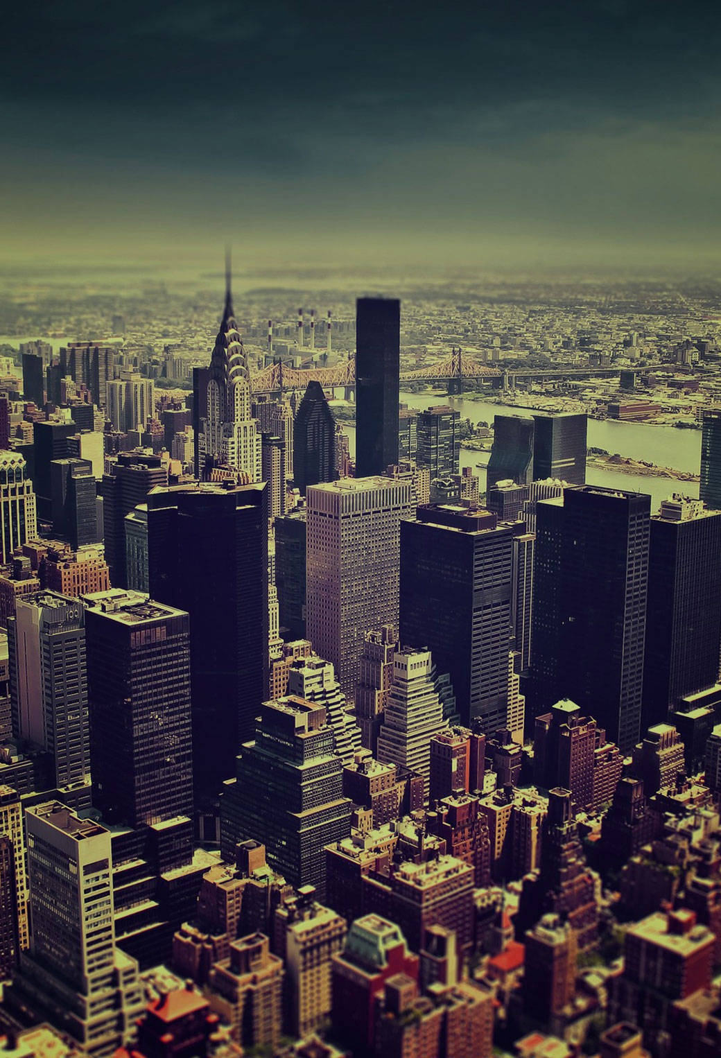 Enjoy The Picturesque Skyline Of New York City While Using Your Iphone Background