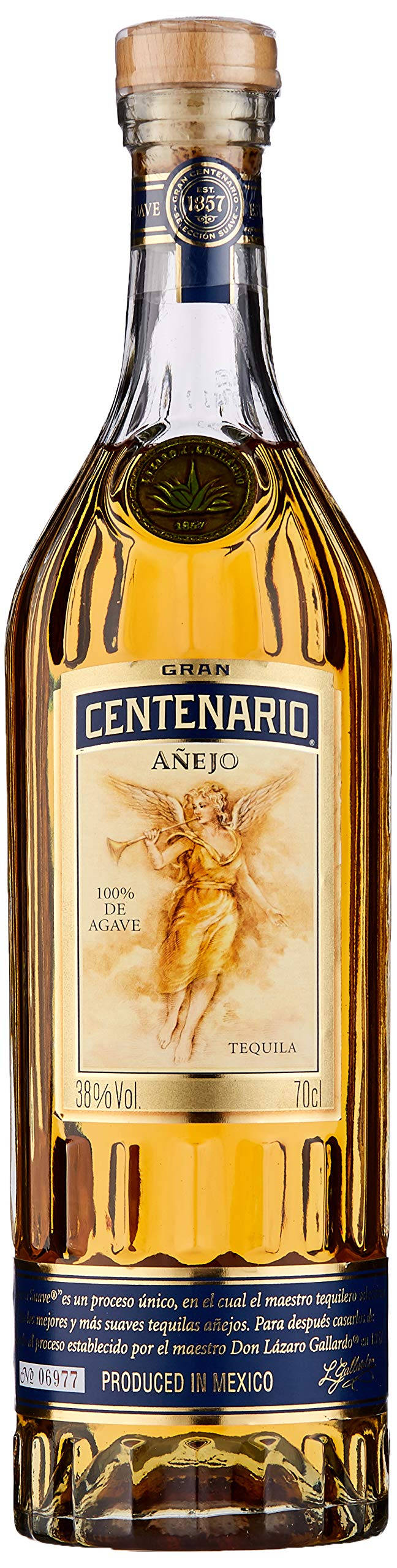 Enjoy The Rich, Full Bodied Experience Of Gran Centenario Anejo Tequila Background