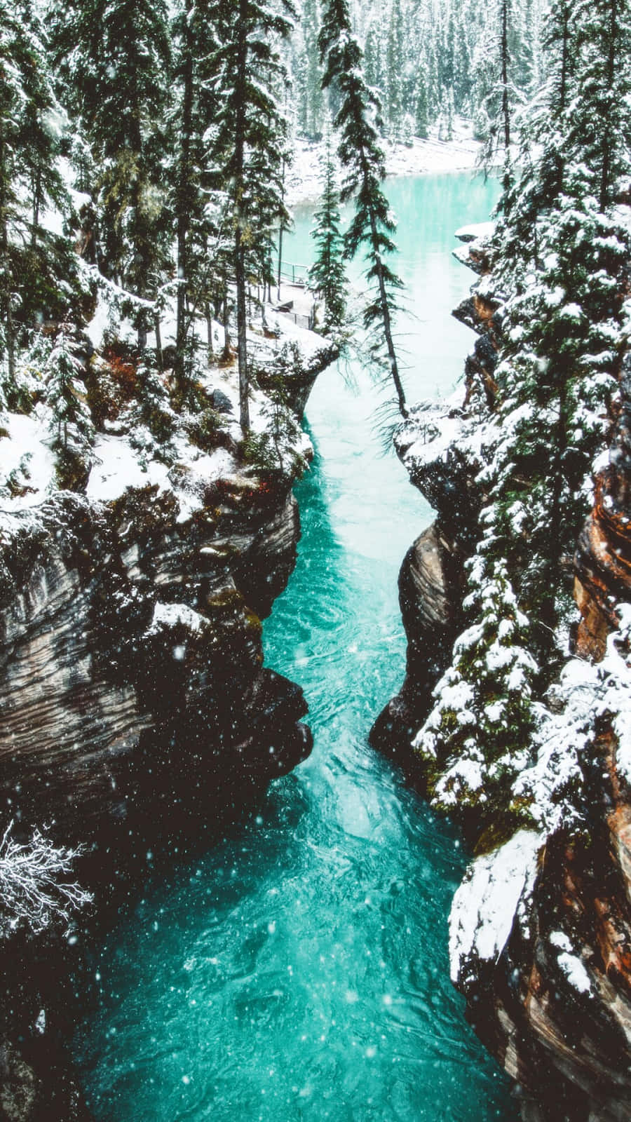 Enjoy The Serenity Of Winter In New Hampshire