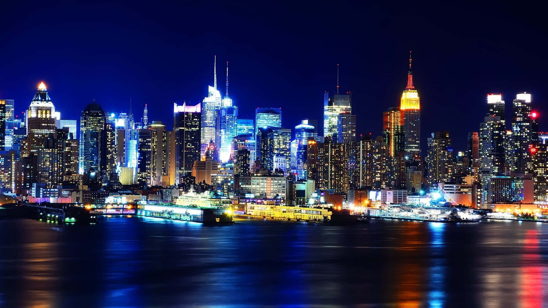 Enjoy The Skyline Of New York City Background