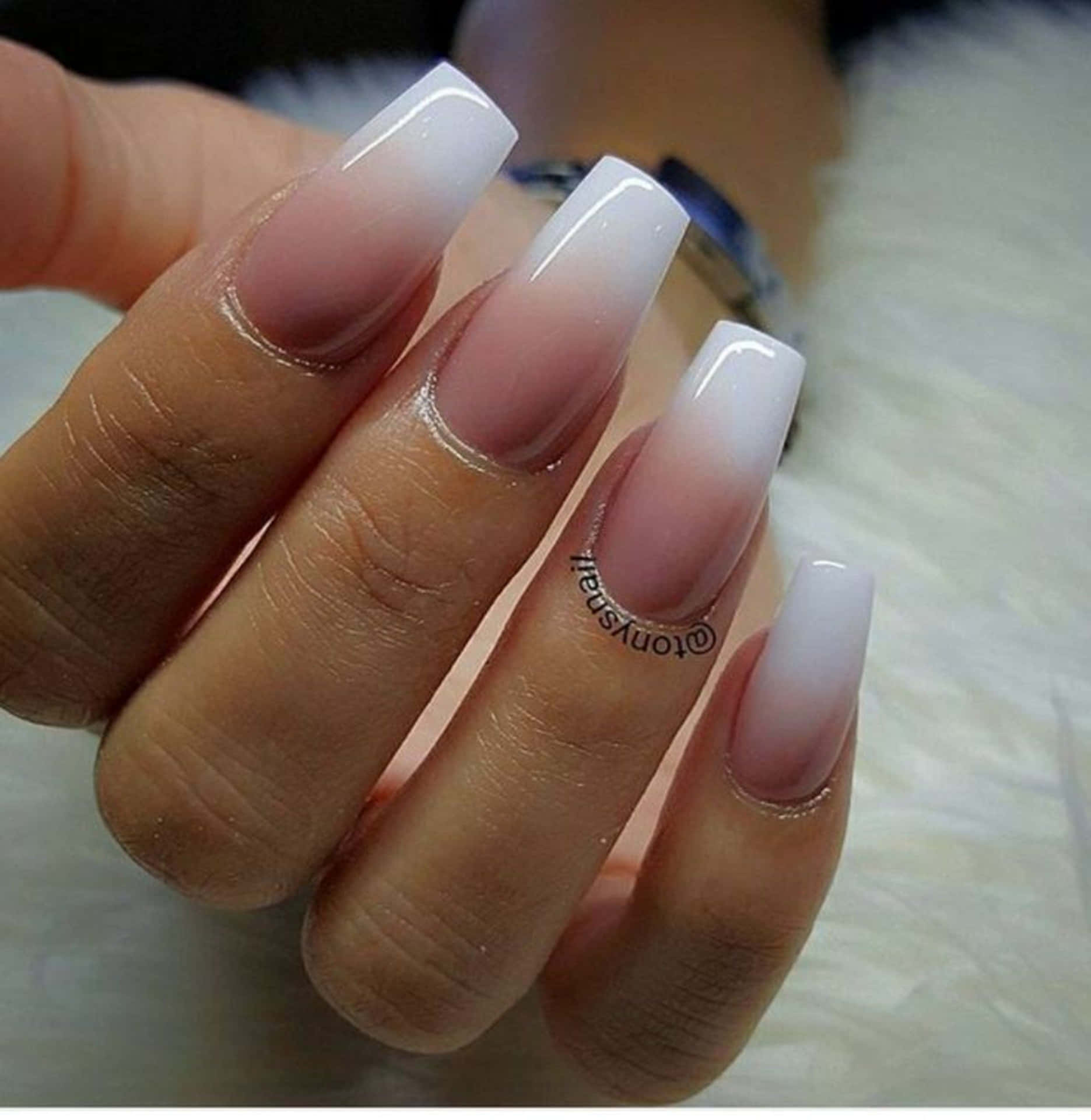 Enjoying A Day At The Salon: Acrylic Nails Background