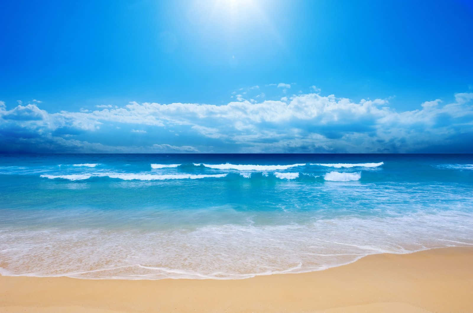 Enjoying A Peaceful Day Of Summer Background