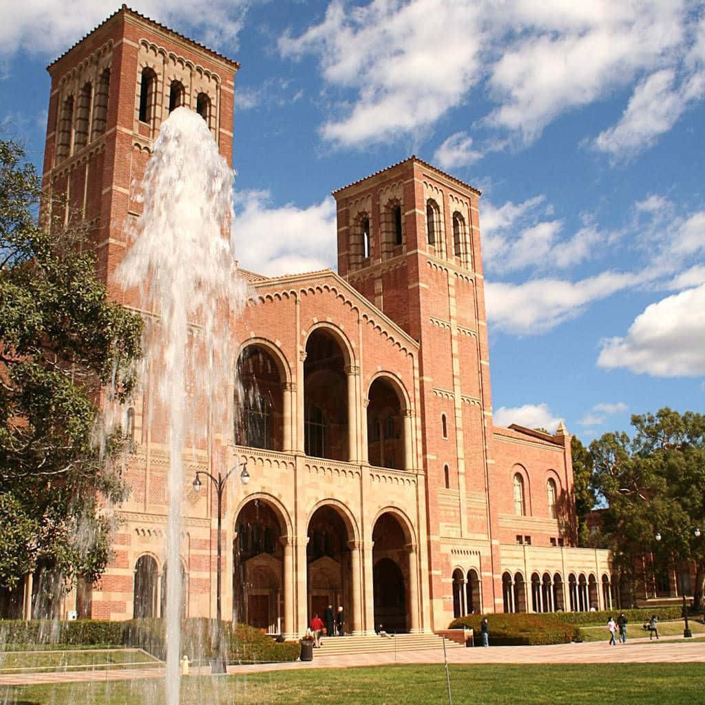 Enjoying Beautiful Ucla Campus Background