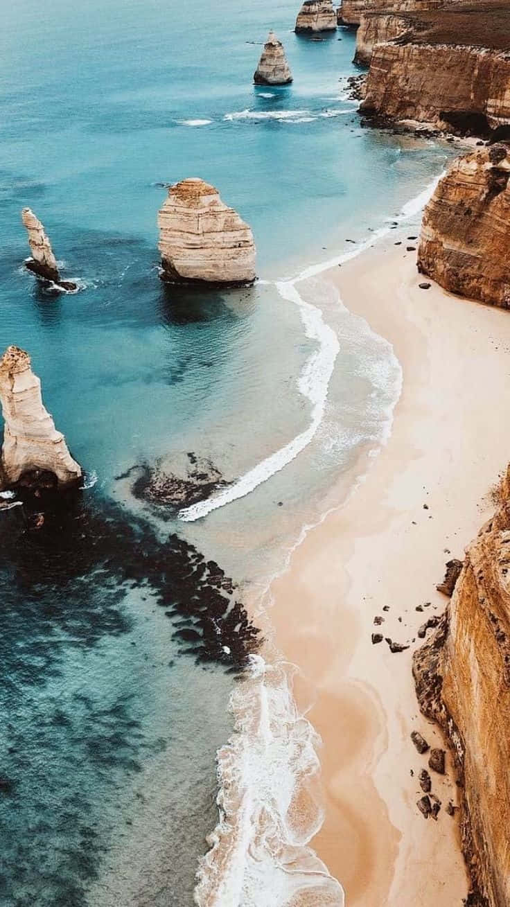 Enjoying The Calming Vibes Of The Sea Background