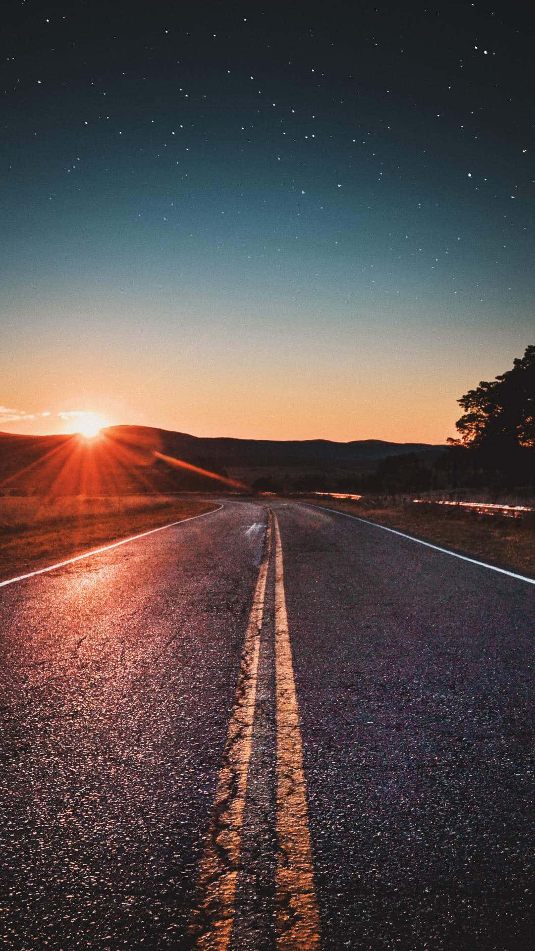 Enjoying The Rising Sun Background