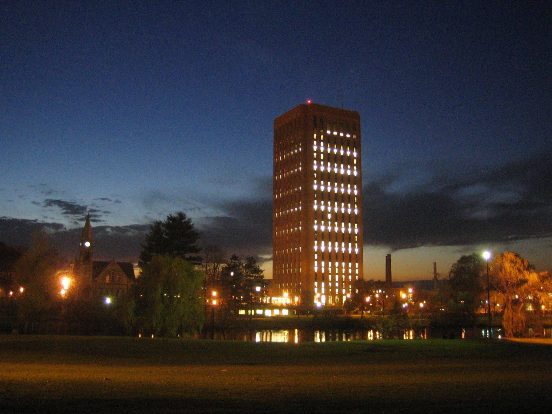 Enlightened Dubois Library At University Of Massachusetts Background