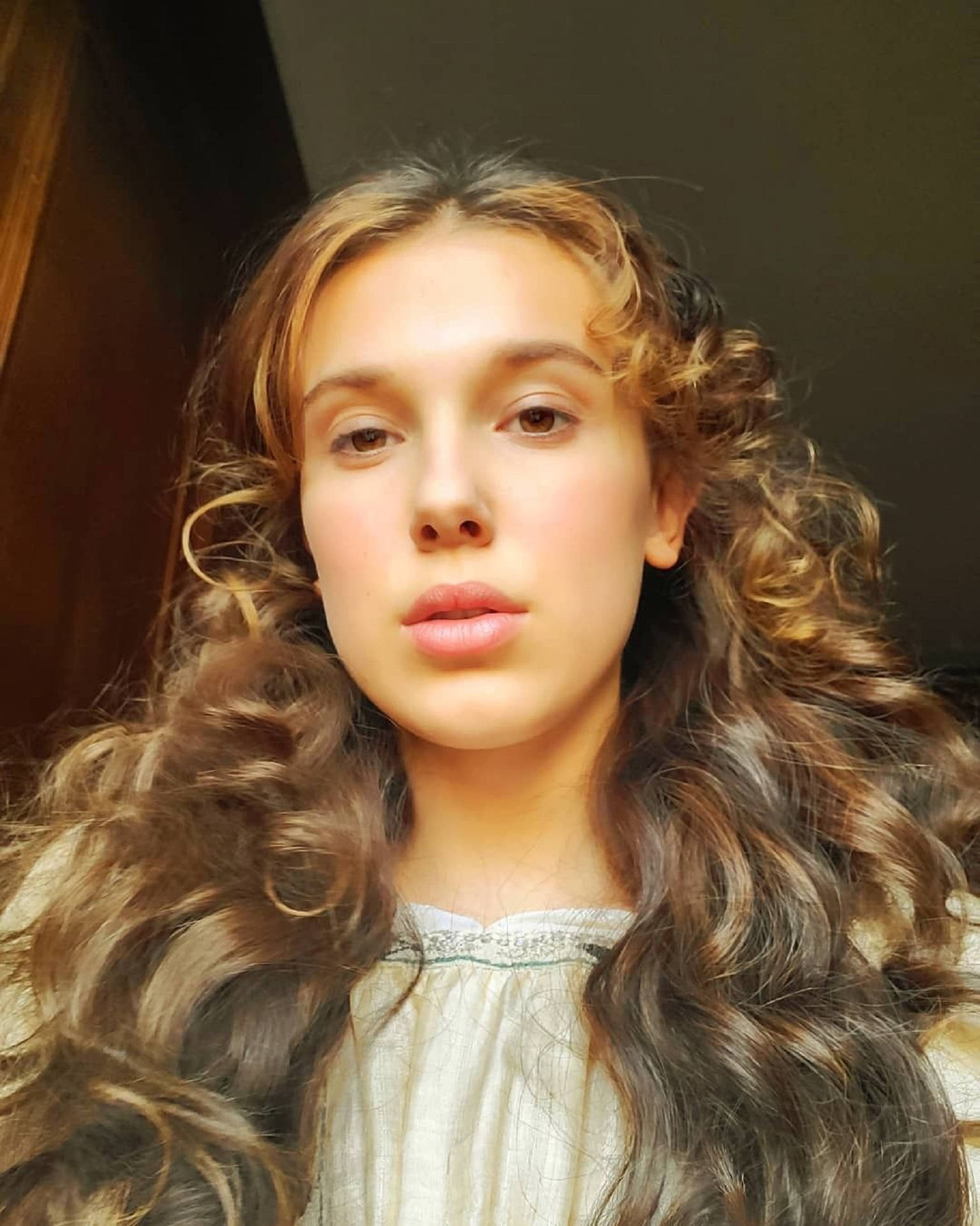 Enola Holmes Hairstyle Instagram Millie Background