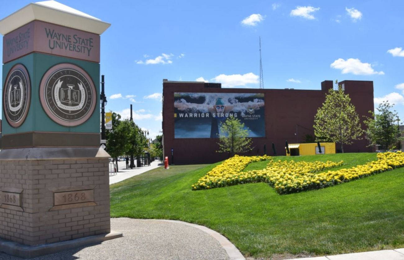 Entrance Sign At Wayne State University Background