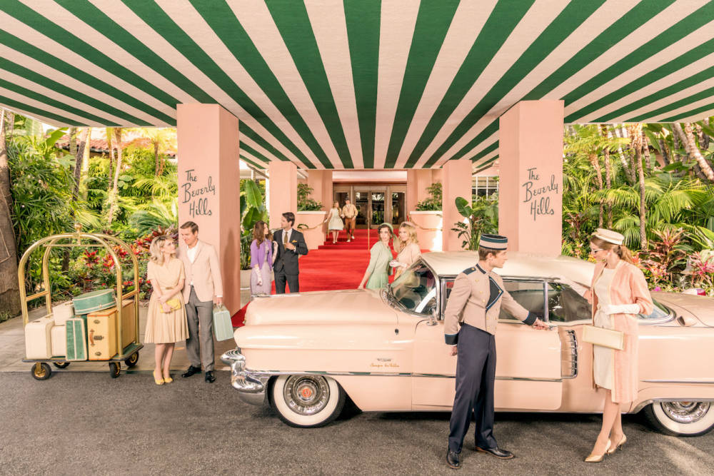 Entry Way To Beverly Hills Hotel Background