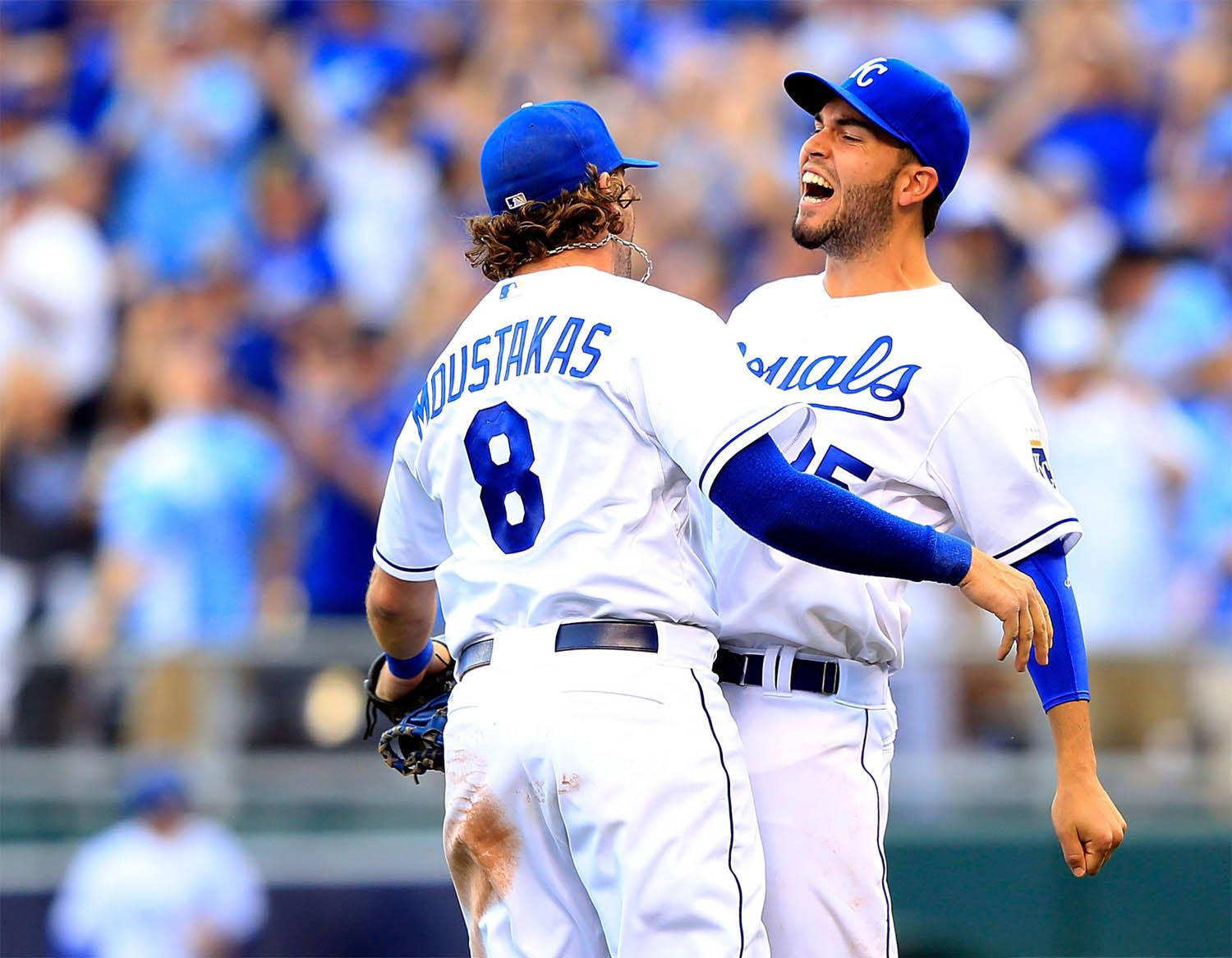 Eric Hosmer Bumping His Teammate Background