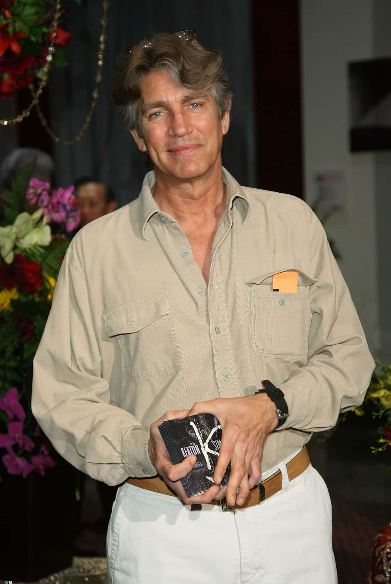 Eric Roberts 2013 X 3000 Background