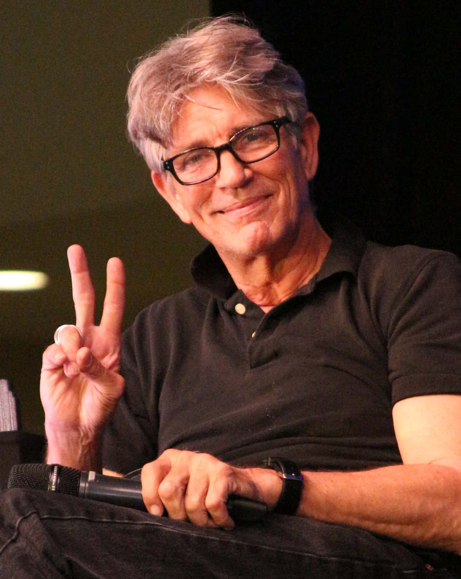 Eric Roberts 2038 X 2560 Background