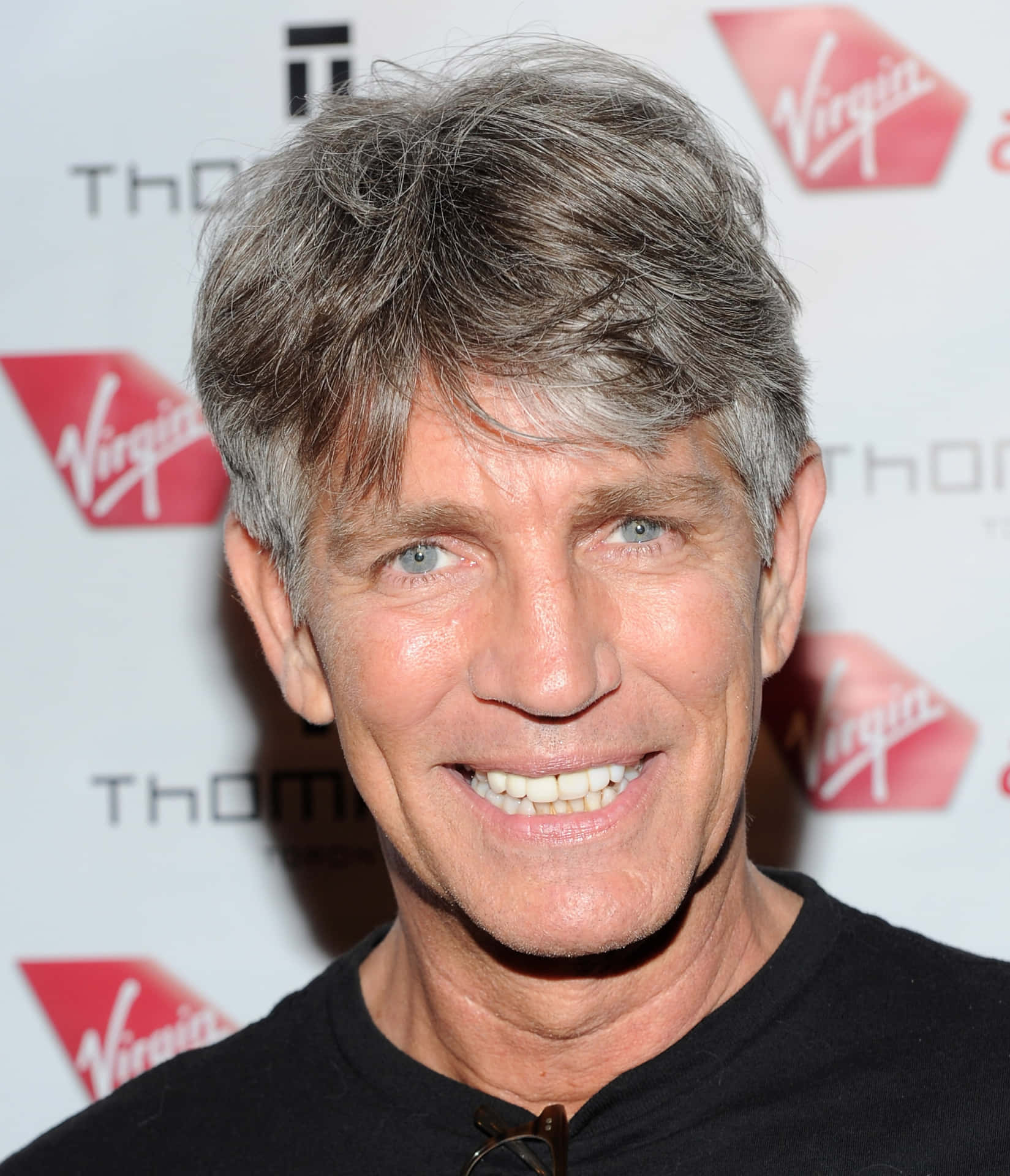 Eric Roberts 2577 X 3000 Background