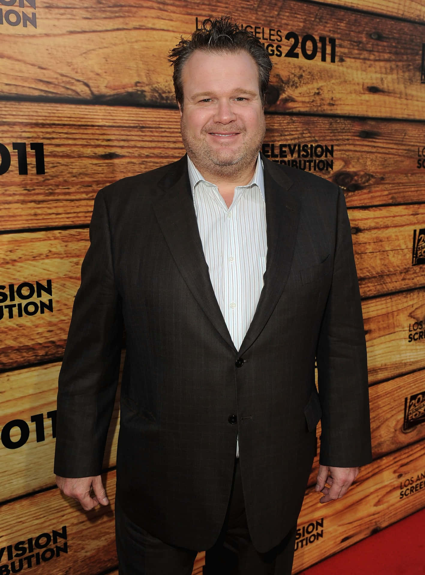Eric Stonestreet 1872 X 2536 Background
