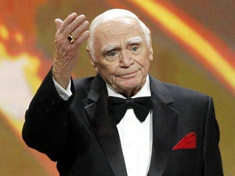 Ernest Borgnine Old Classic Actor On Stage