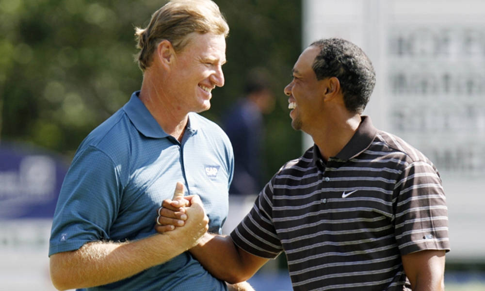 Ernie Els And Tiger Woods Handshake Background