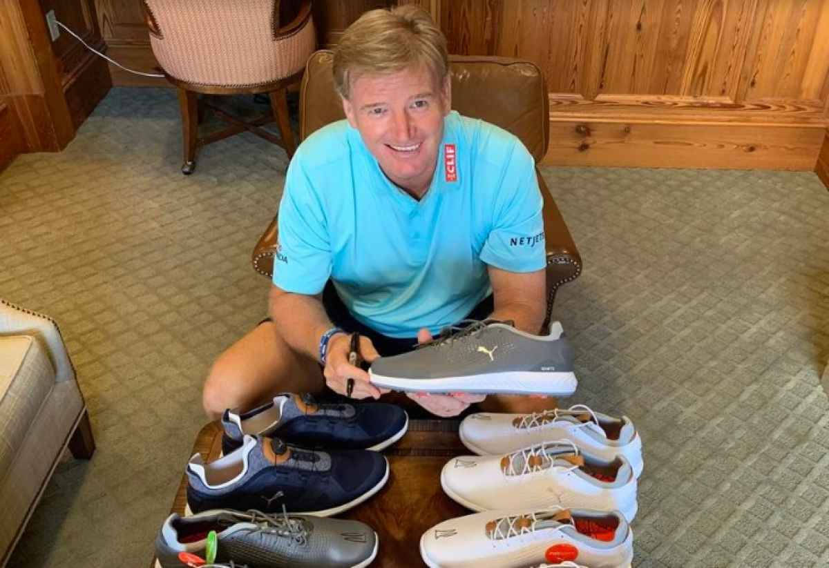 Ernie Els Golf Shoes Background