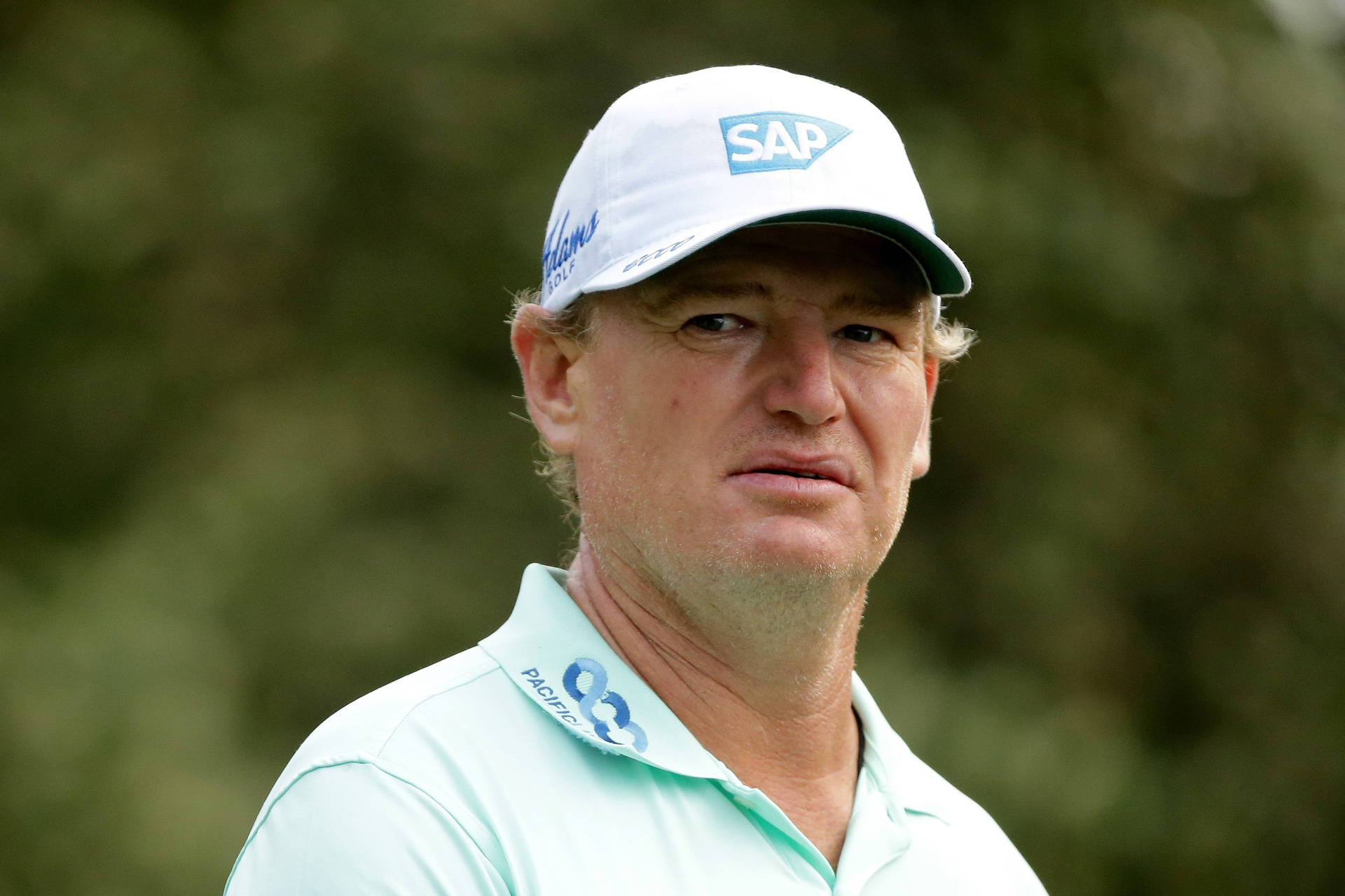 Ernie Els Green Background Background