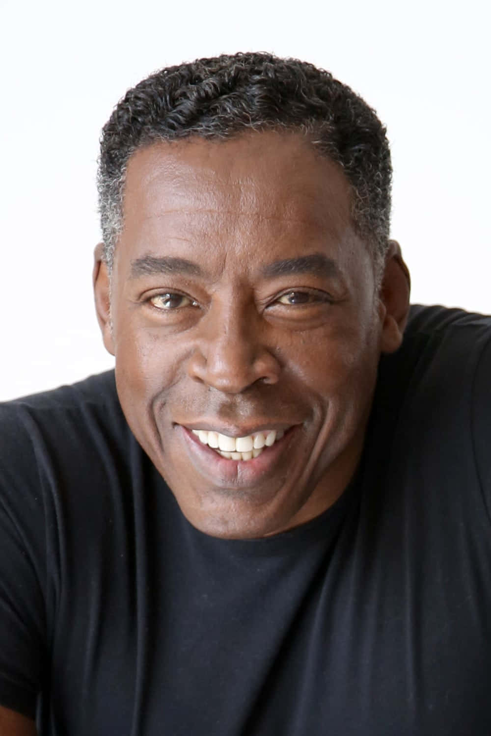 Ernie Hudson 1000 X 1500 Background