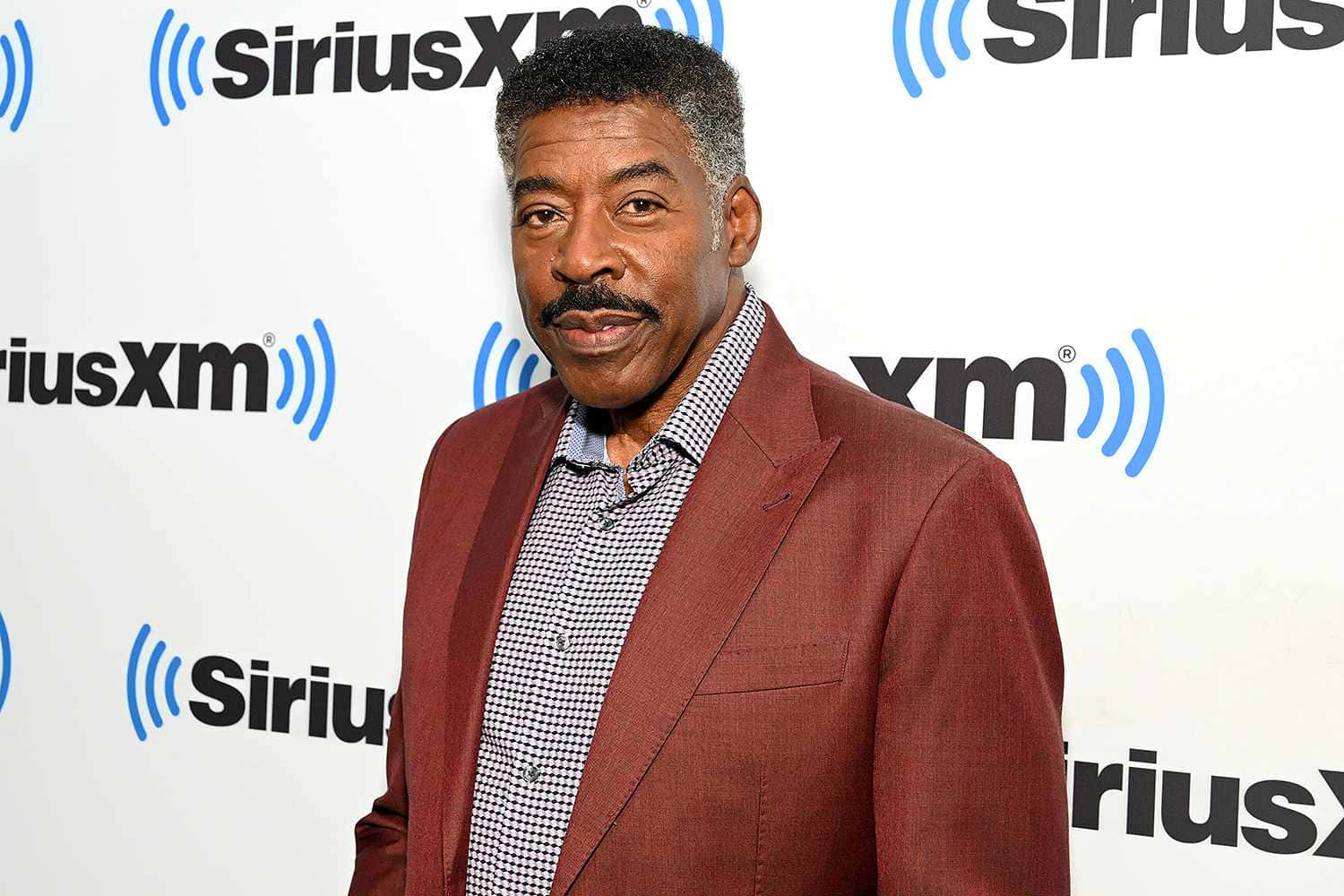 Ernie Hudson 1500 X 1000 Background