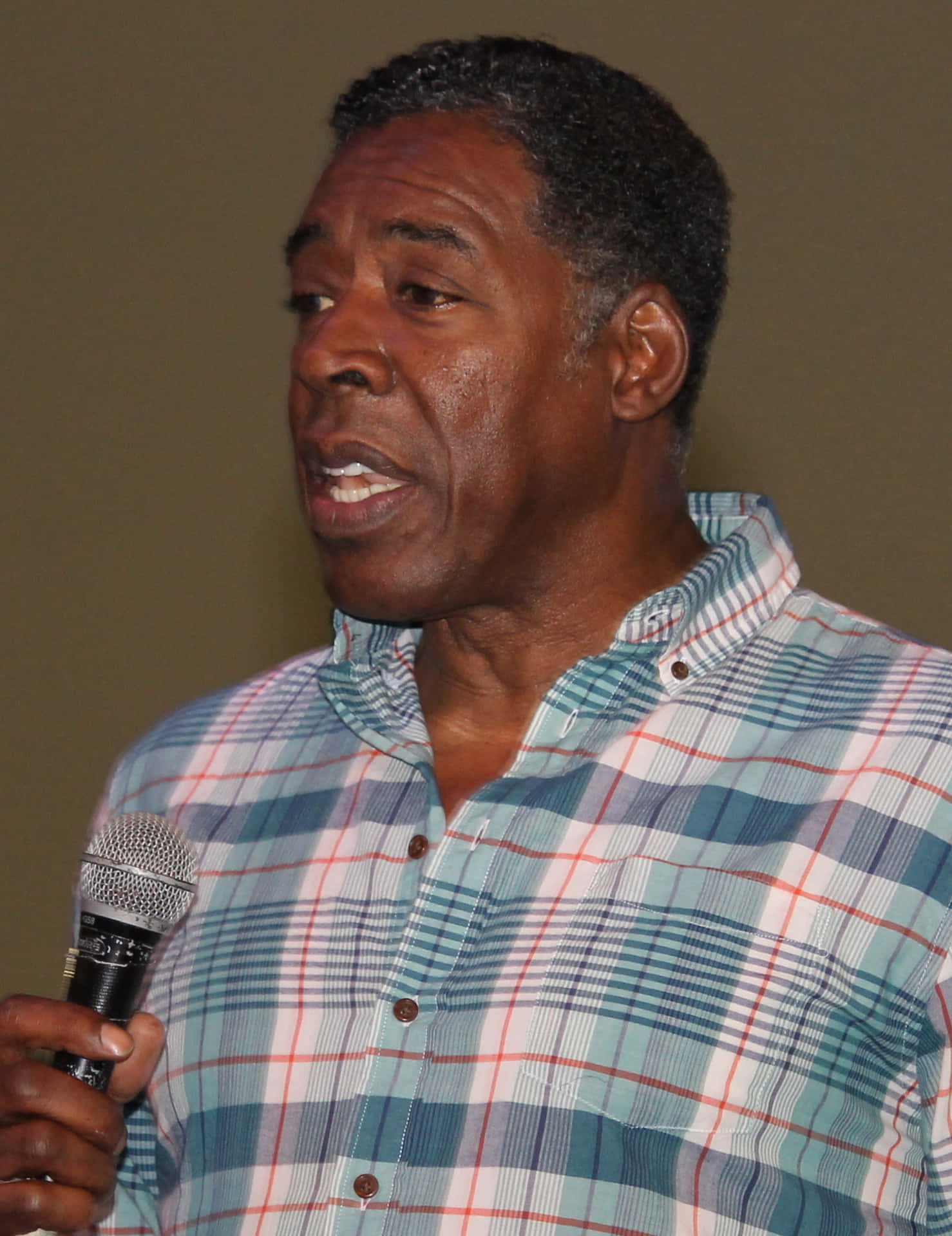 Ernie Hudson 1557 X 2022 Background