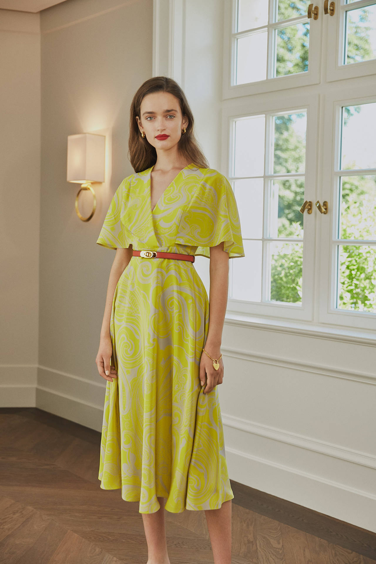 Escada Spring 2020 Background