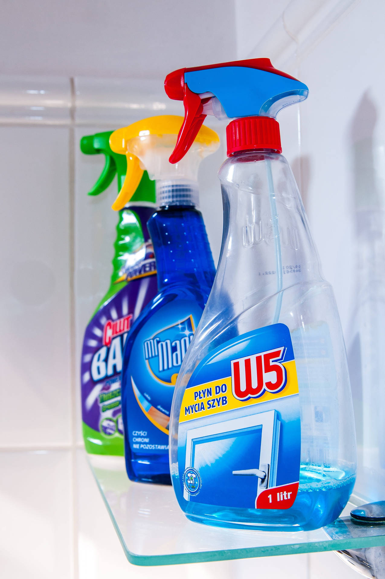 Essential Cleaning Supplies For Effective Housekeeping Background