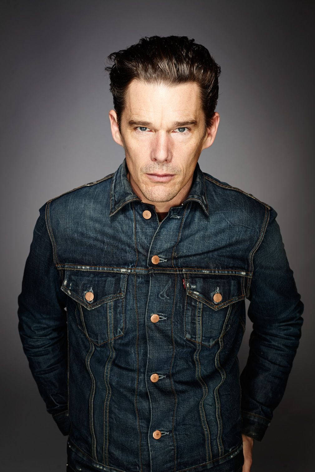 Ethan Hawke Celebrity Studio Photoshoot Background